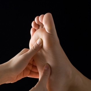 Soins apportés aux pieds Elizen